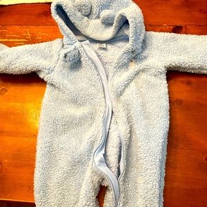 Carter’s hooded pram with ears on hood and zipper closure 6 months